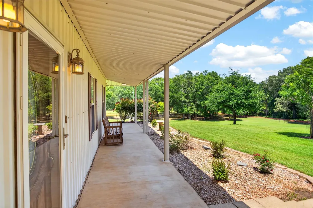 639 County Road 2280 Grapeland, TX 75844
