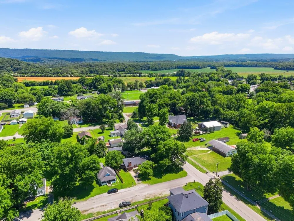 1819 Hamilton Avenue South Pittsburg, TN 37380