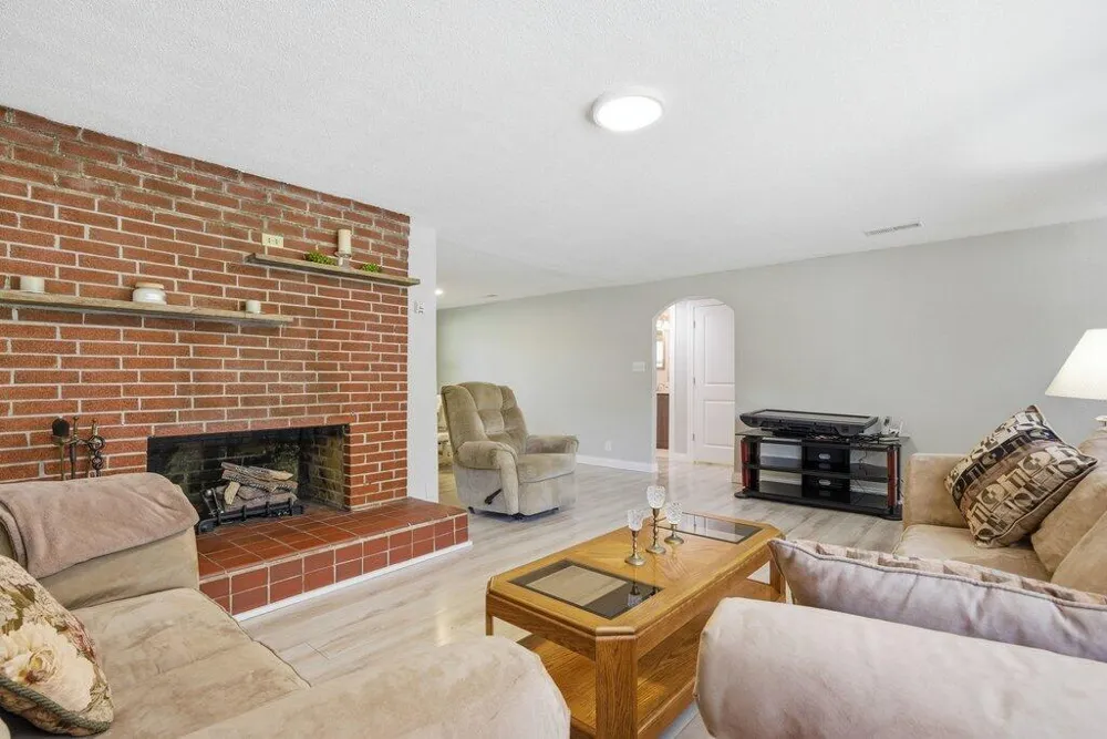 1819 Hamilton Avenue South Pittsburg, TN 37380