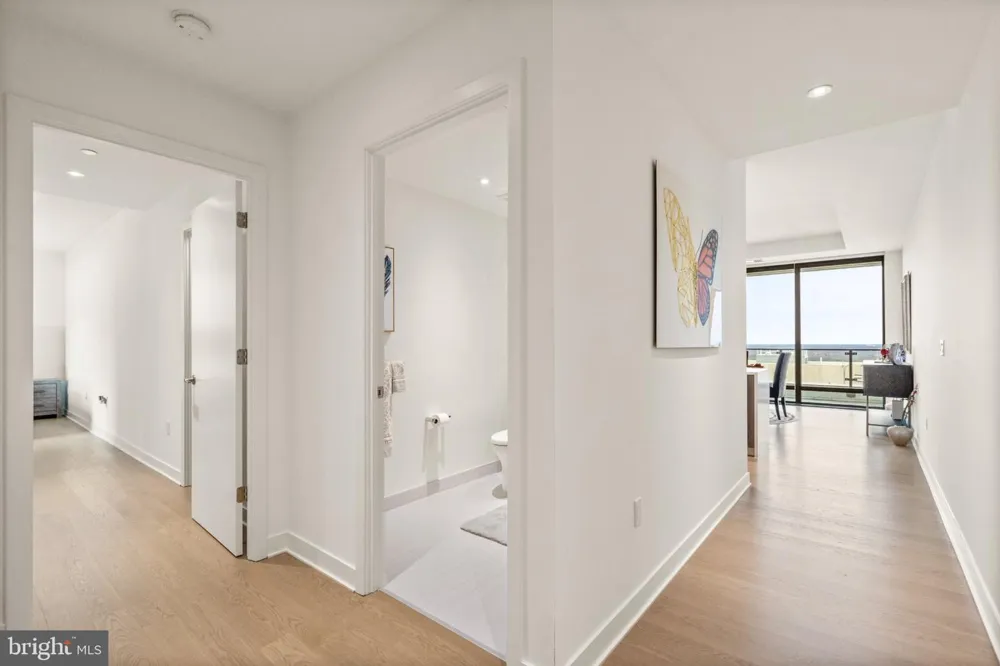 1650 SILVER HILL DRIVE #1807 Mclean, VA 22102