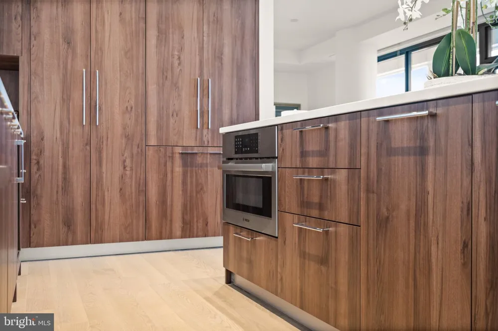 1650 SILVER HILL DRIVE #1807 Mclean, VA 22102