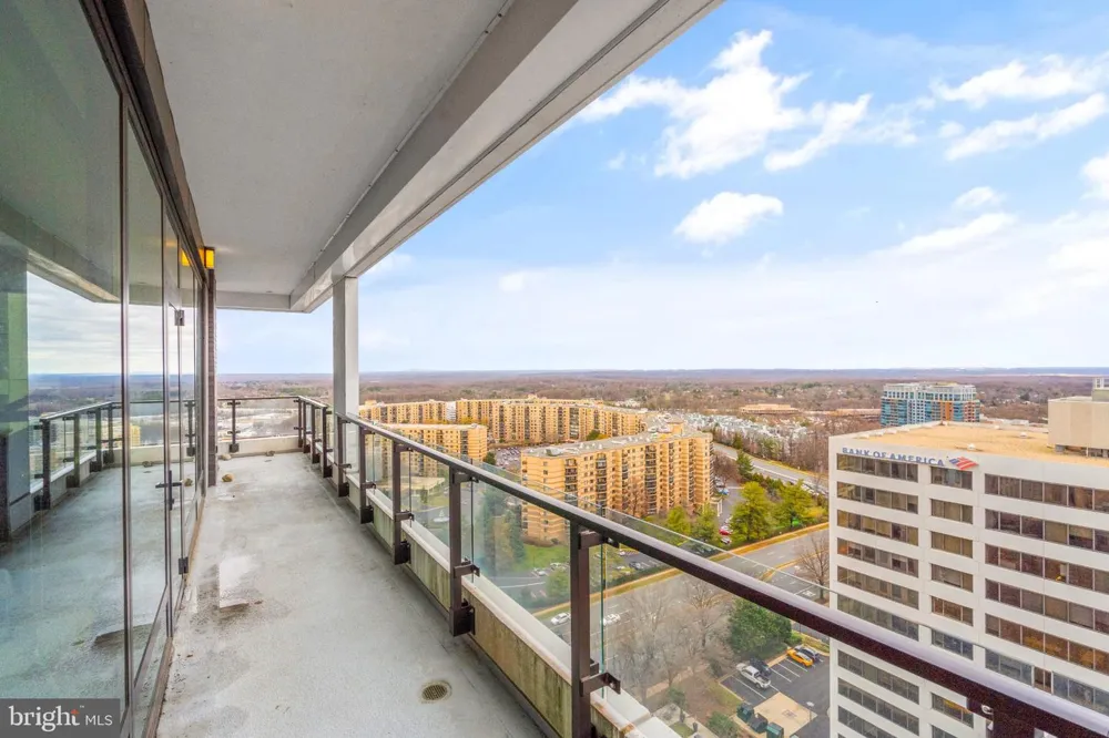 1650 SILVER HILL DRIVE #1807 Mclean, VA 22102