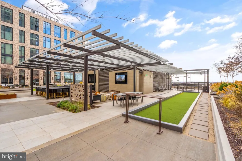 1650 SILVER HILL DRIVE #1807 Mclean, VA 22102