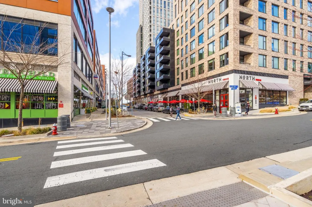 1650 SILVER HILL DRIVE #1807 Mclean, VA 22102