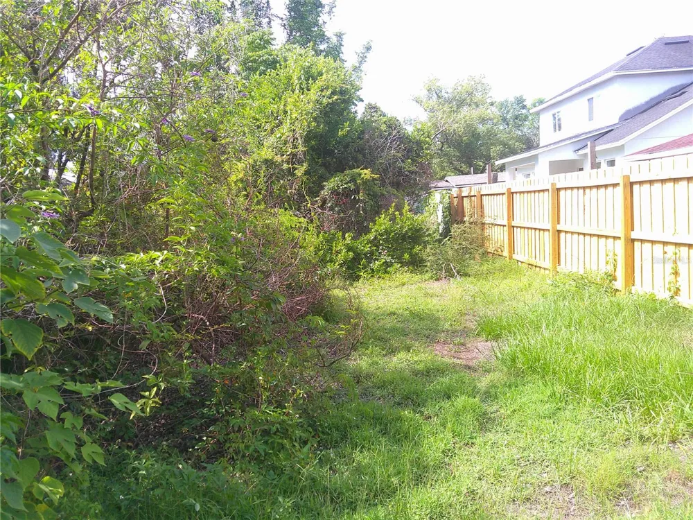 RIDGEWOOD AVENUE Maitland, FL 32751
