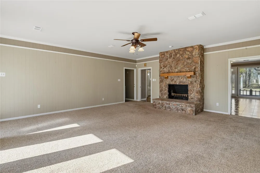 433 Mackhank Road Boling, TX 77420