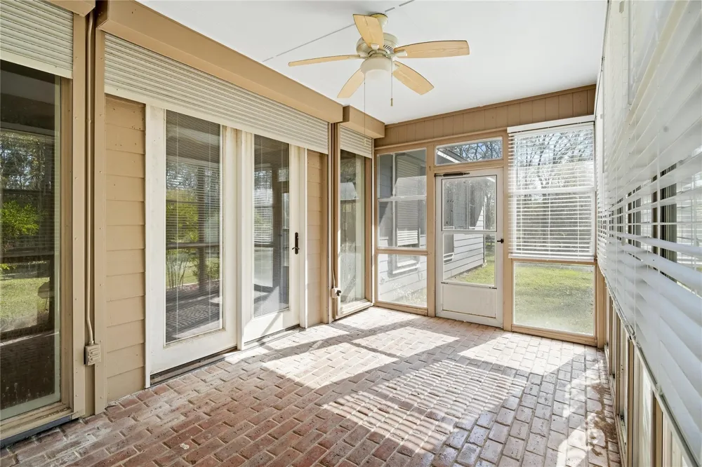 433 Mackhank Road Boling, TX 77420