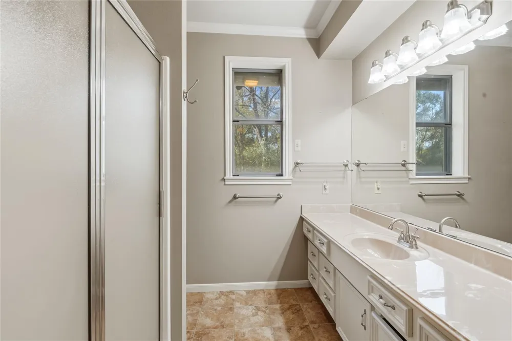 433 Mackhank Road Boling, TX 77420