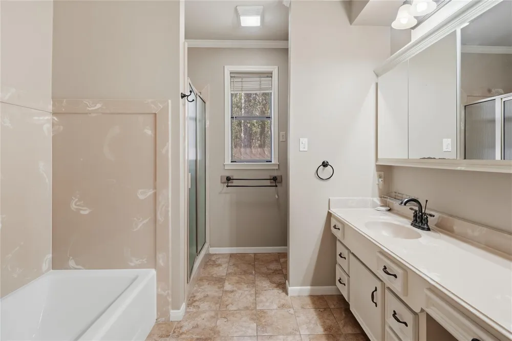 433 Mackhank Road Boling, TX 77420