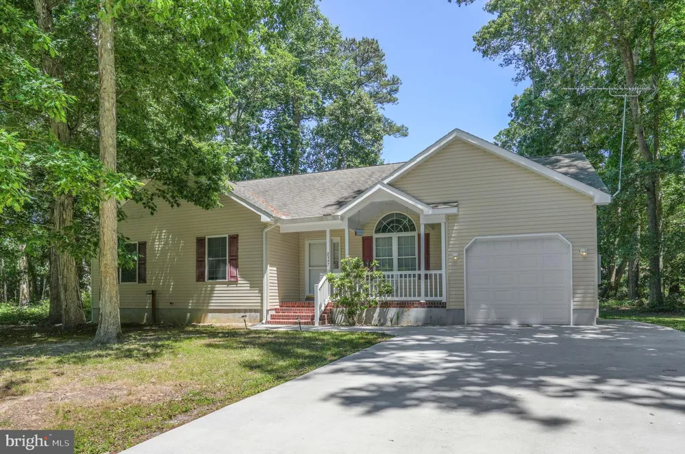 2347 MAYFLOWER DRIVE Greenbackville, VA 23356