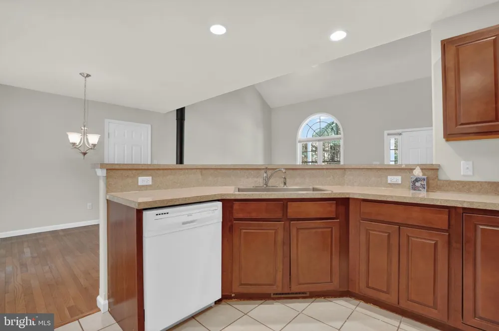 2347 MAYFLOWER DRIVE Greenbackville, VA 23356