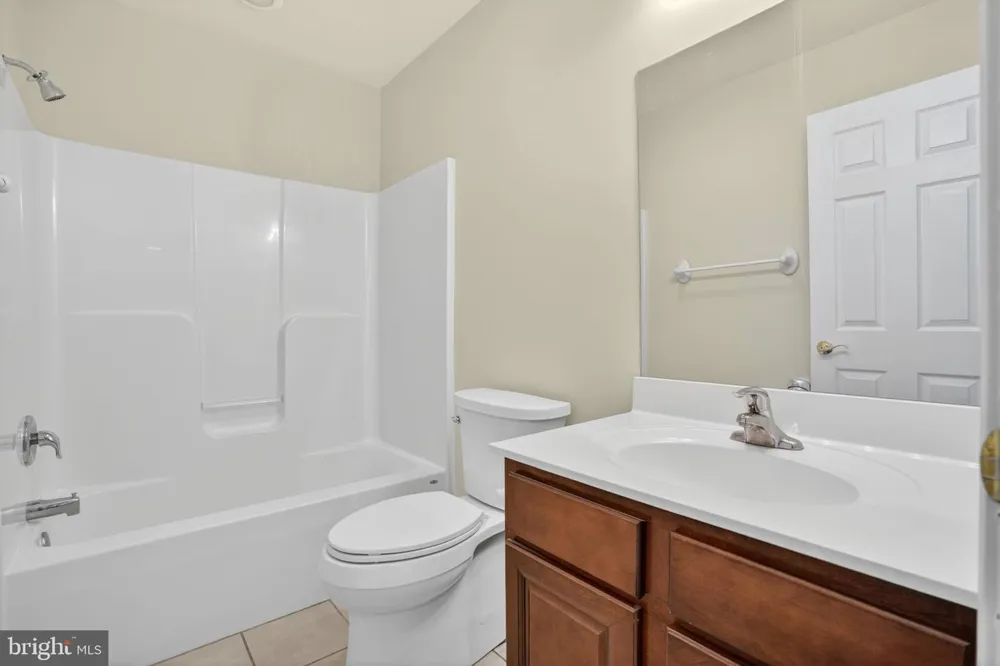 2347 MAYFLOWER DRIVE Greenbackville, VA 23356
