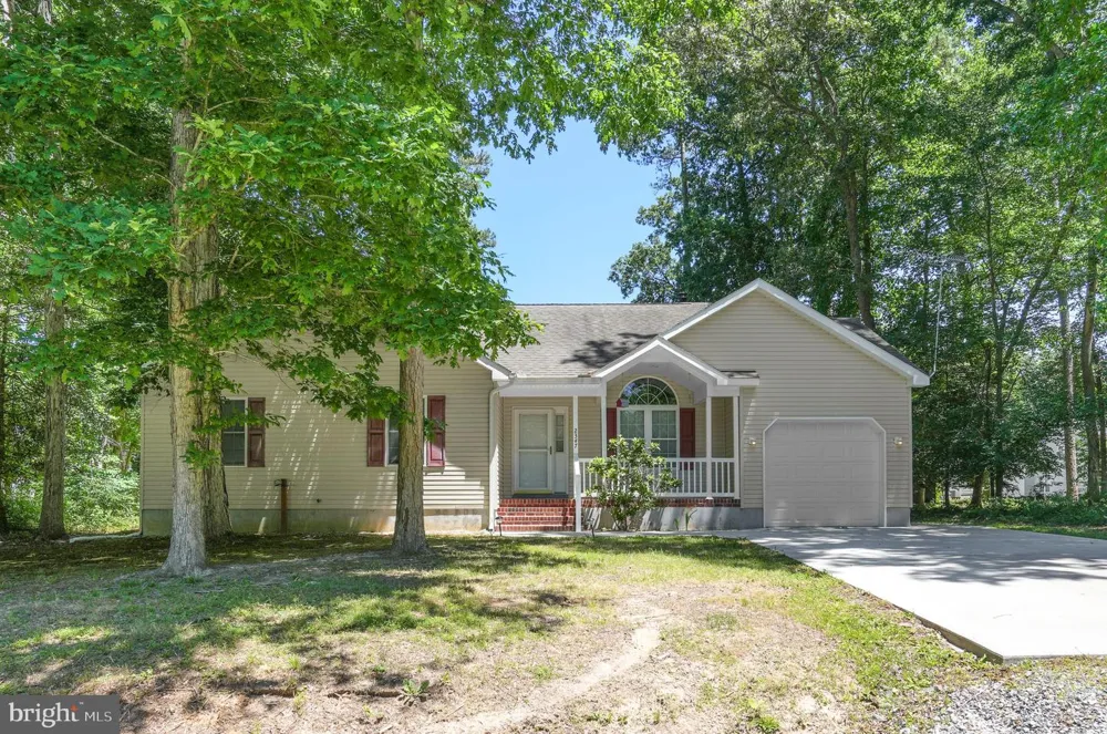 2347 MAYFLOWER DRIVE Greenbackville, VA 23356