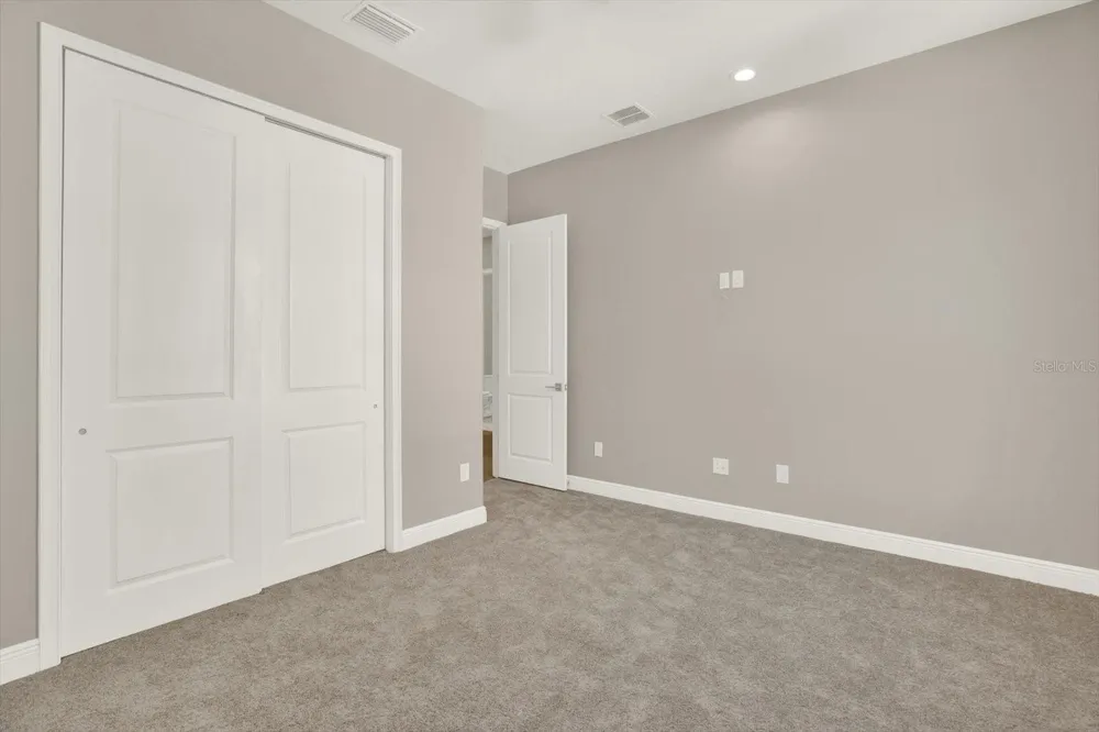 3844 SEENA MANOR COURT Tampa, FL 33618