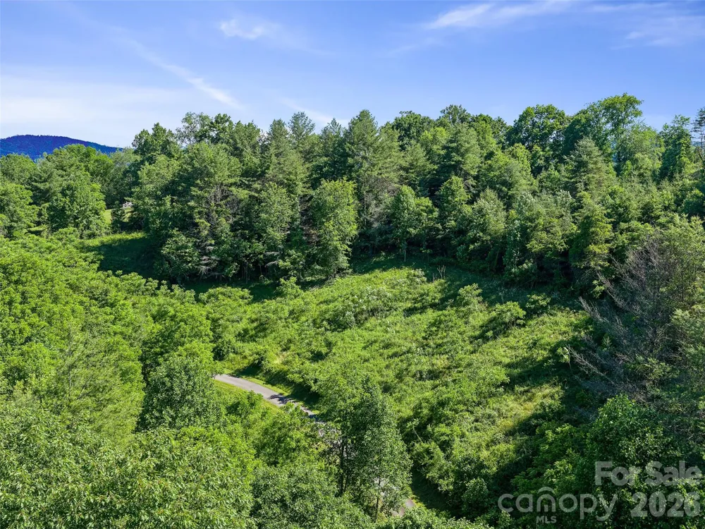 999 US HWY 19W Highway Burnsville, NC 28714