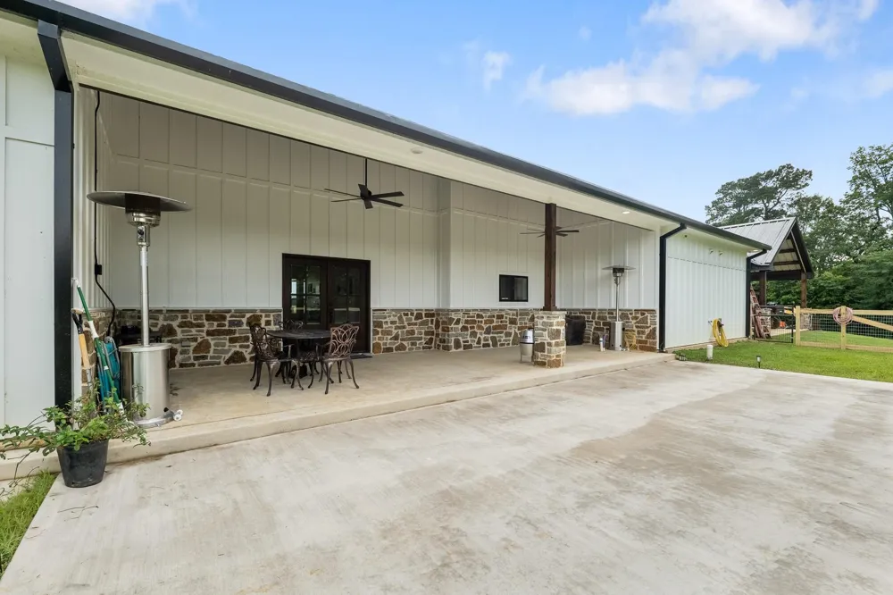 1406 State Highway 21 E Crockett, TX 75835