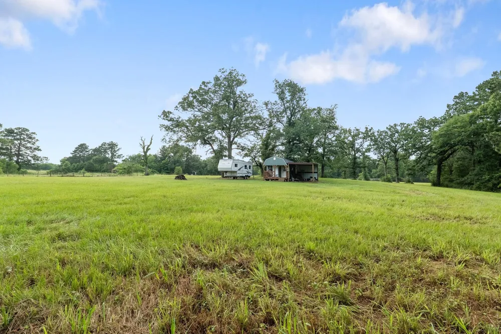 1406 State Highway 21 E Crockett, TX 75835