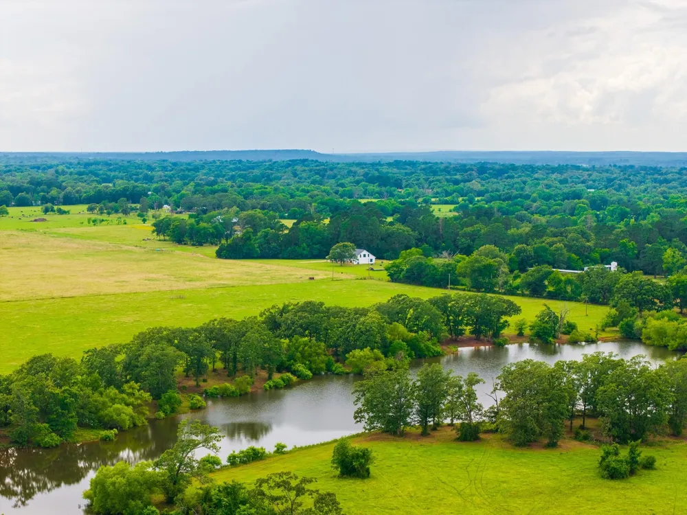 1406 State Highway 21 E Crockett, TX 75835