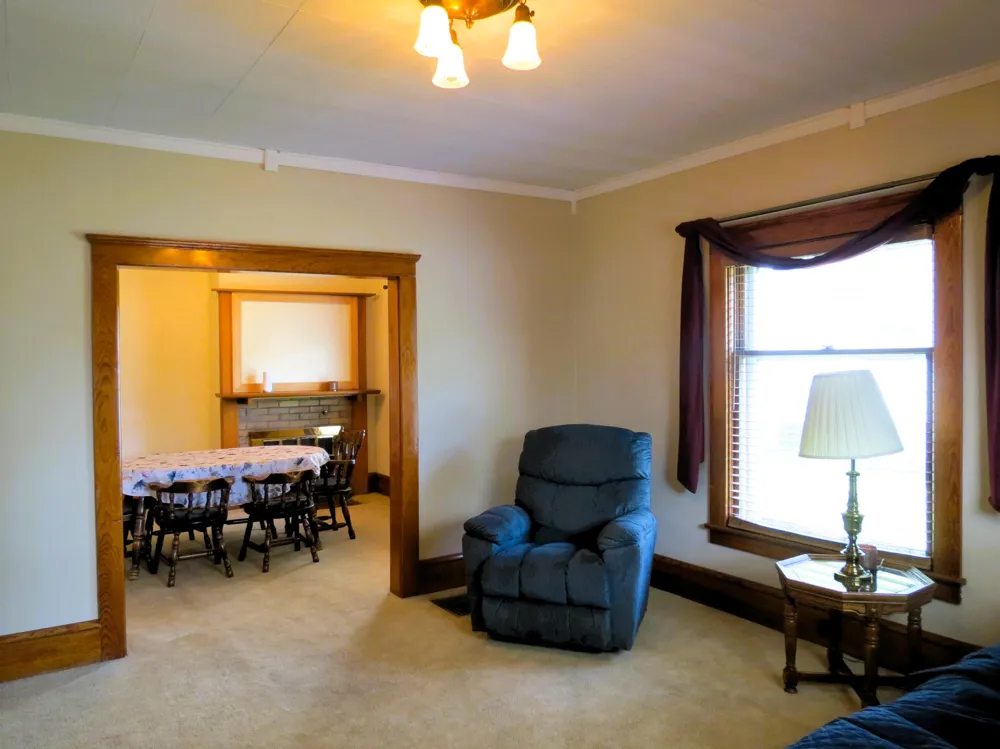 743 Ellery Avenue Jackson, MI 49202