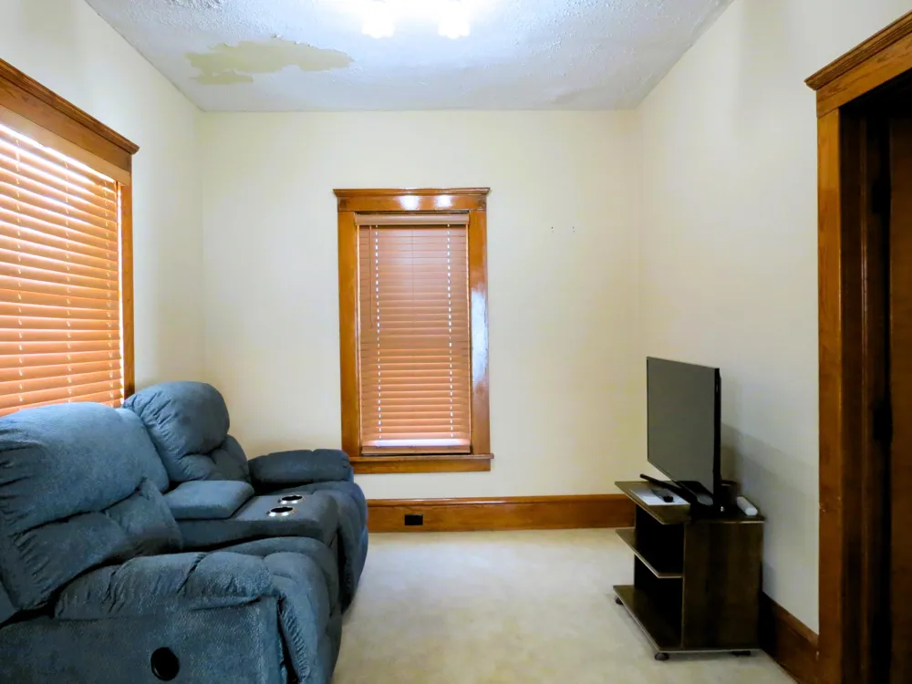 743 Ellery Avenue Jackson, MI 49202
