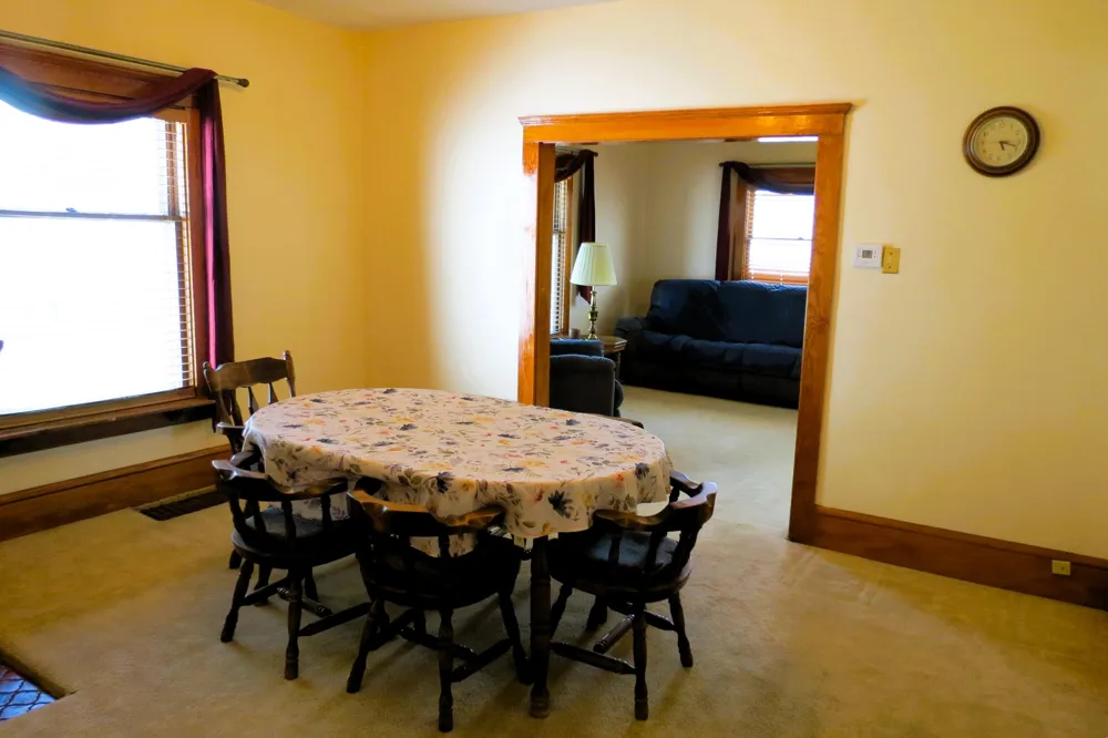 743 Ellery Avenue Jackson, MI 49202