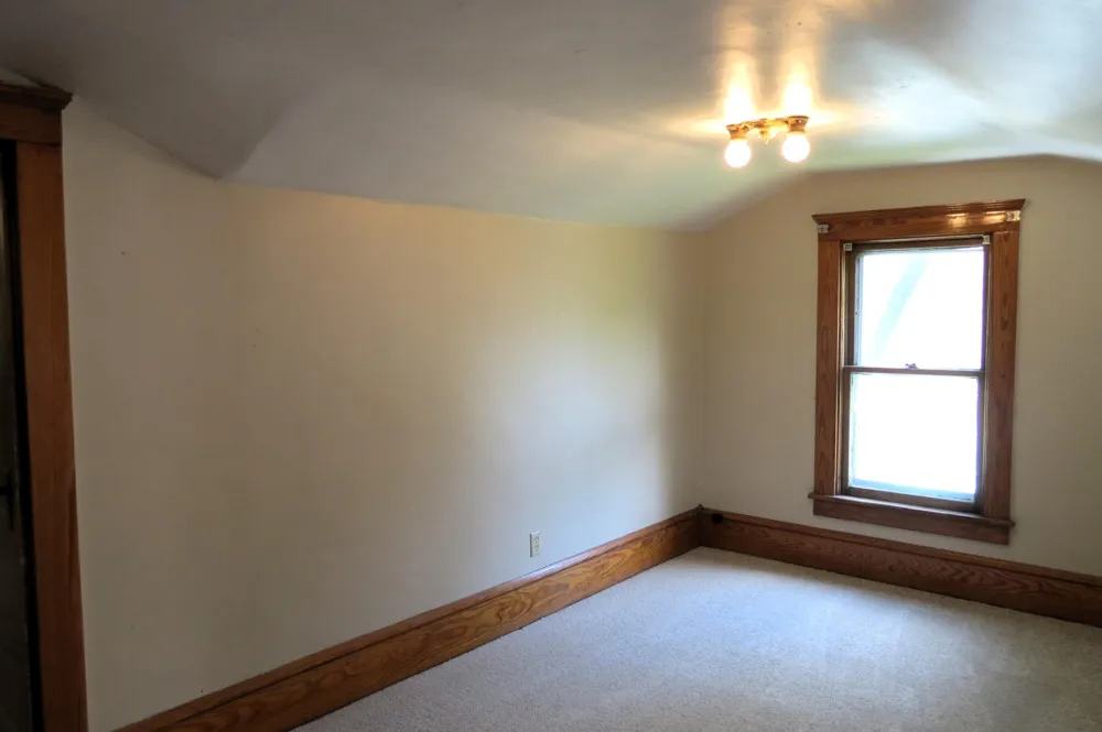 743 Ellery Avenue Jackson, MI 49202