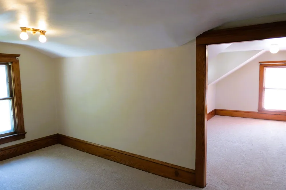 743 Ellery Avenue Jackson, MI 49202