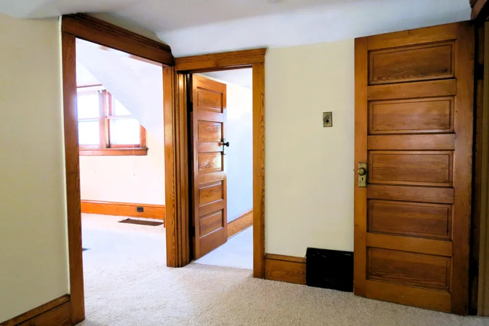 743 Ellery Avenue Jackson, MI 49202