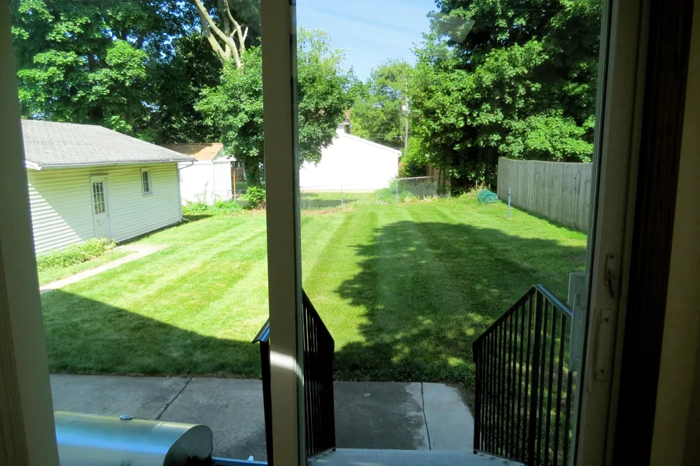 743 Ellery Avenue Jackson, MI 49202