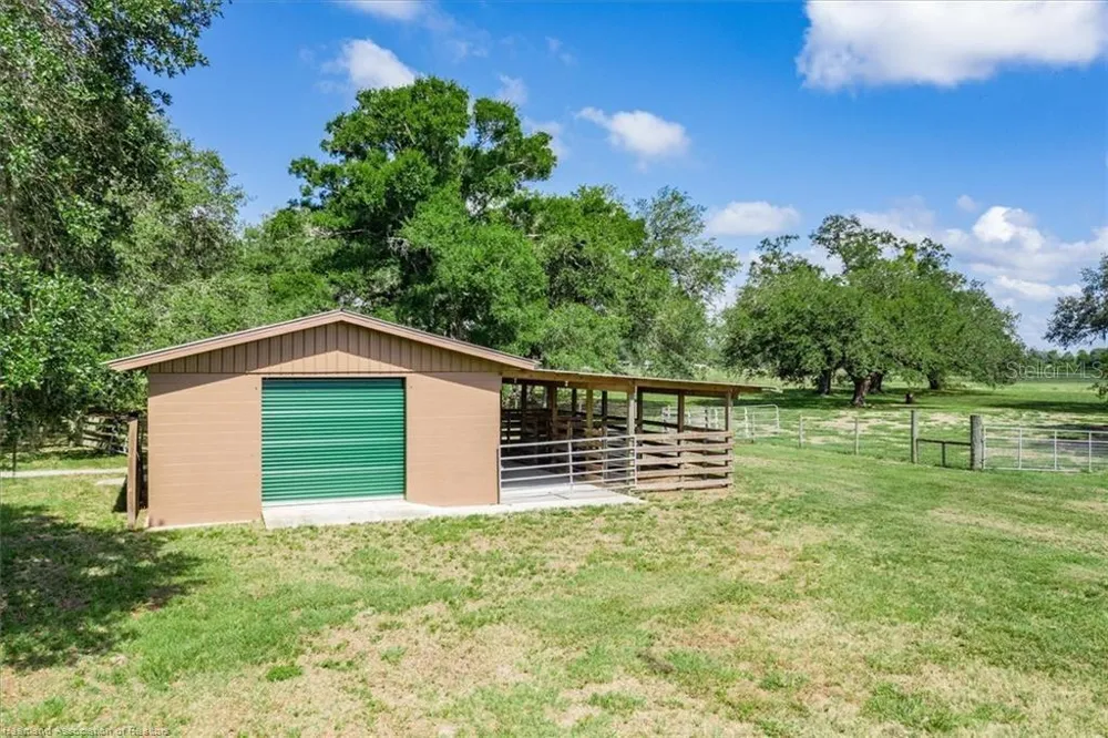 203 BOYER STREET Venus, FL 33960
