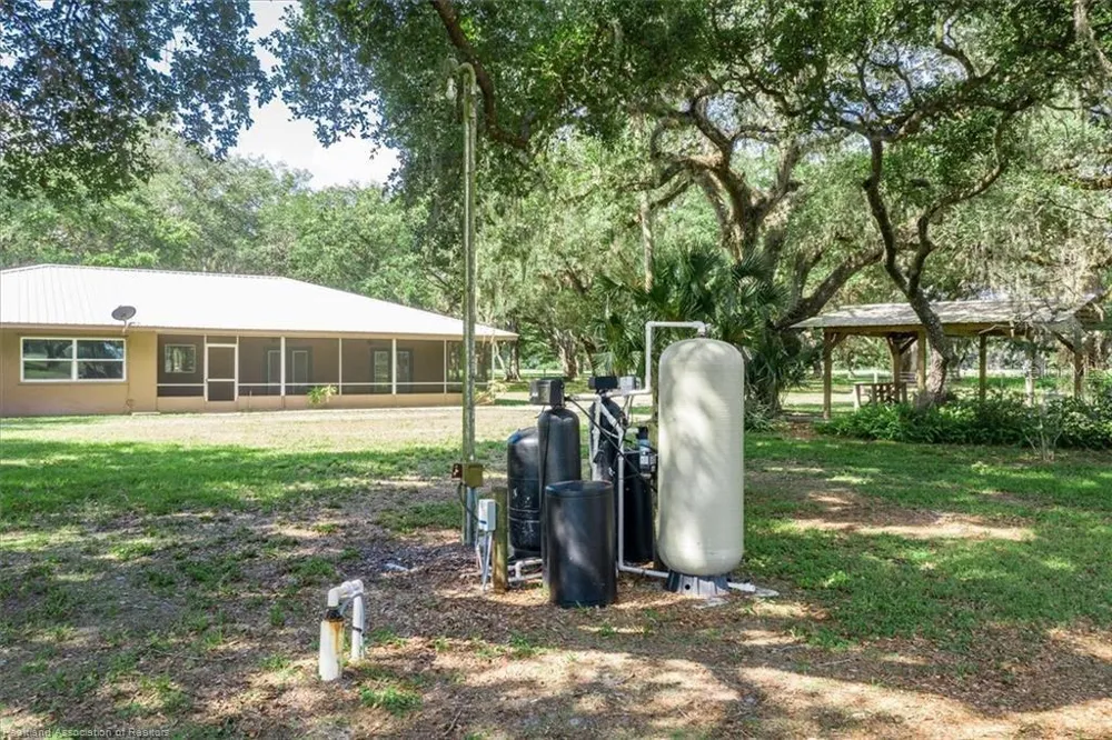 203 BOYER STREET Venus, FL 33960
