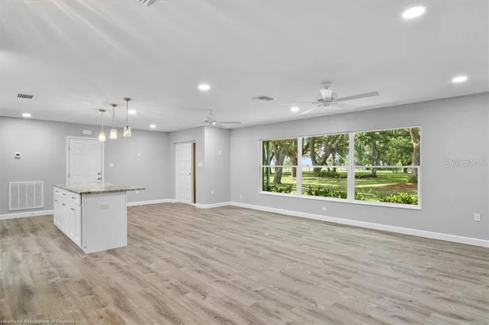 203 BOYER STREET Venus, FL 33960