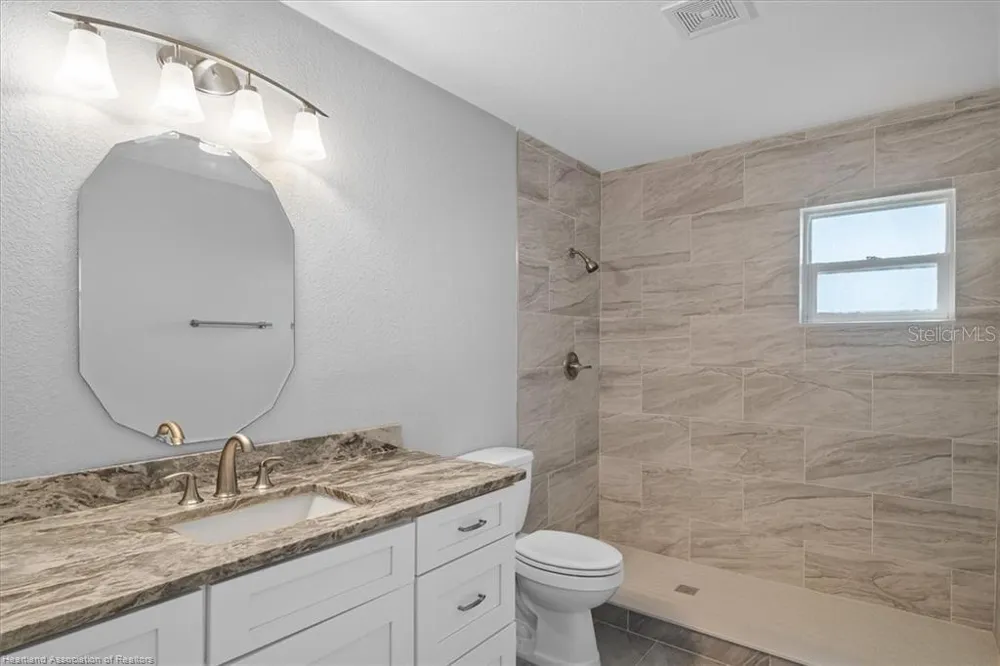 203 BOYER STREET Venus, FL 33960