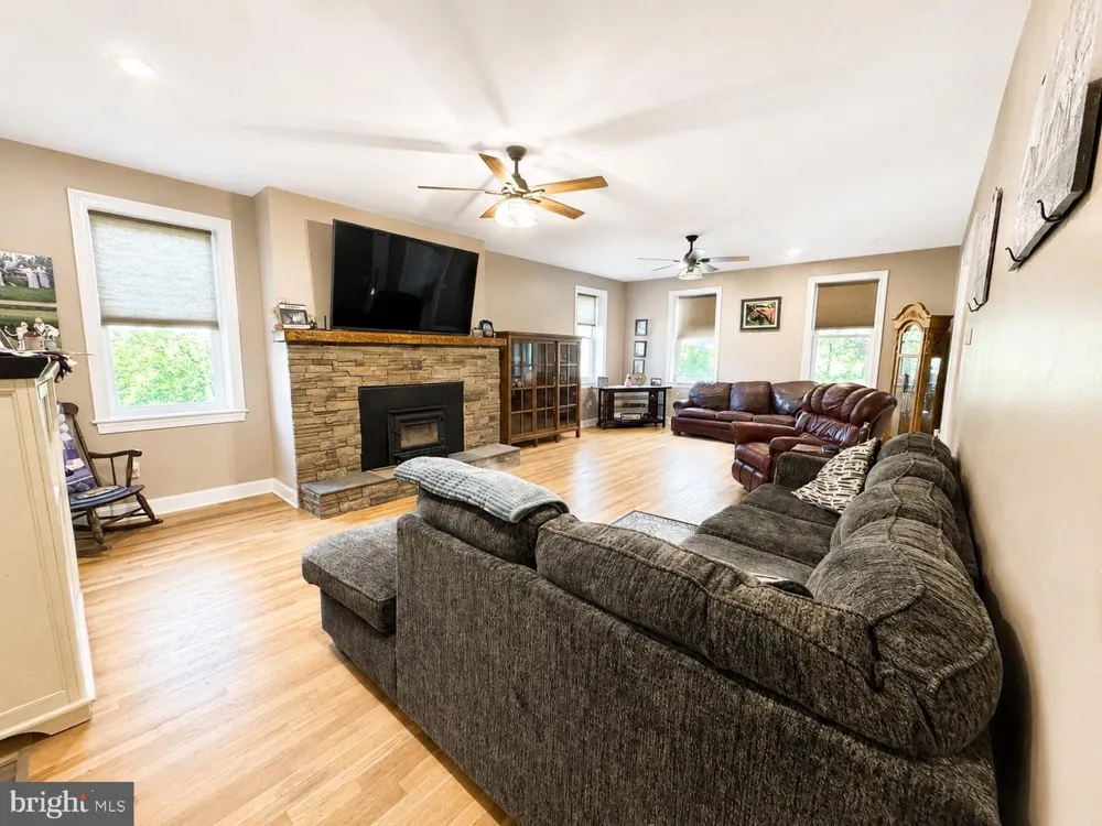 11698 CHANEY SPRING ROAD Huntingdon, PA 16652