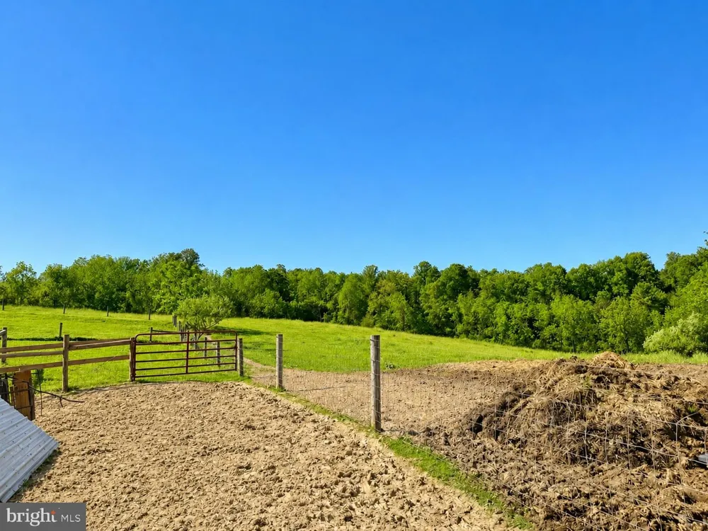 11698 CHANEY SPRING ROAD Huntingdon, PA 16652