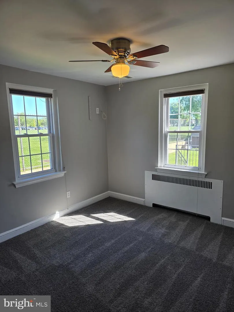 605 S EAGLE ROAD Havertown, PA 19083
