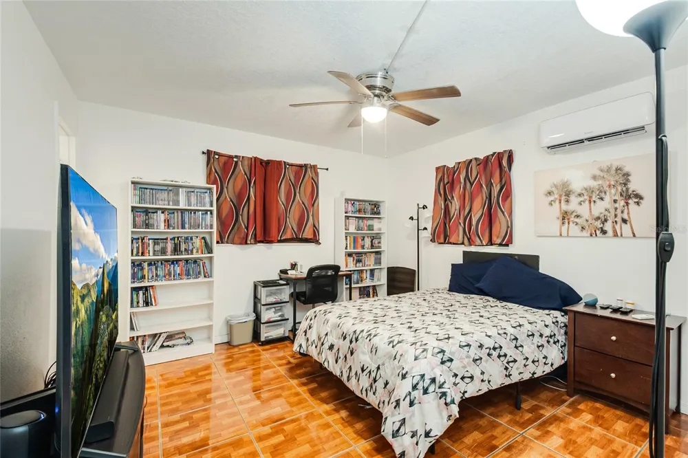 4671 VERGARA COURT Orlando, FL 32811