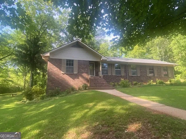 314 Neal ST West Point, GA 31833