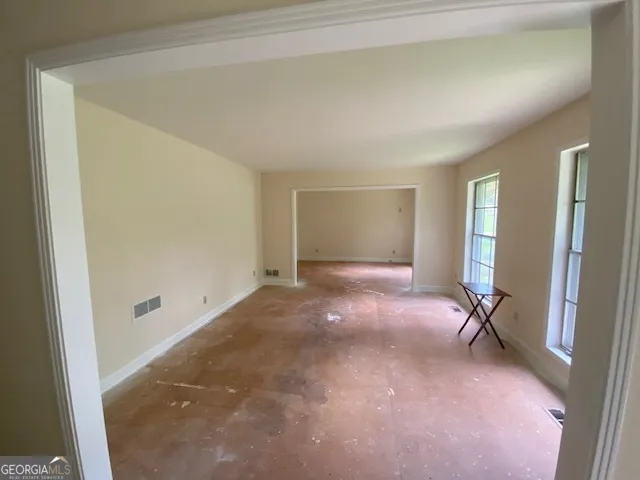 314 Neal ST West Point, GA 31833