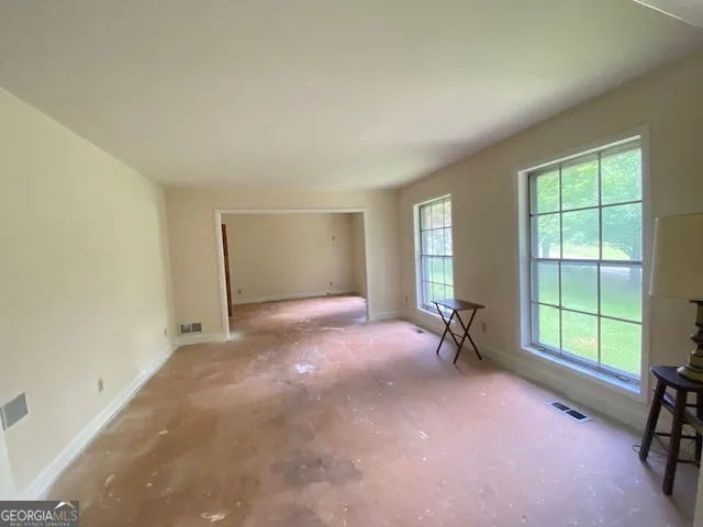314 Neal ST West Point, GA 31833