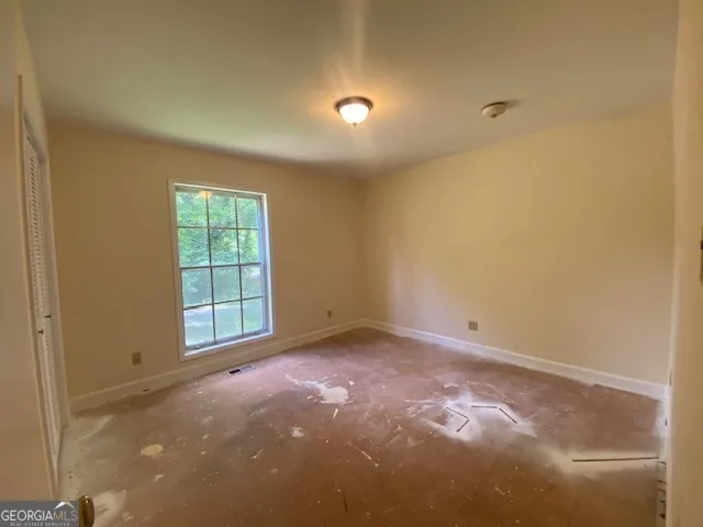 314 Neal ST West Point, GA 31833