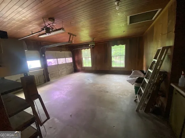 314 Neal ST West Point, GA 31833