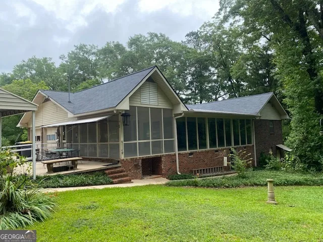 314 Neal ST West Point, GA 31833