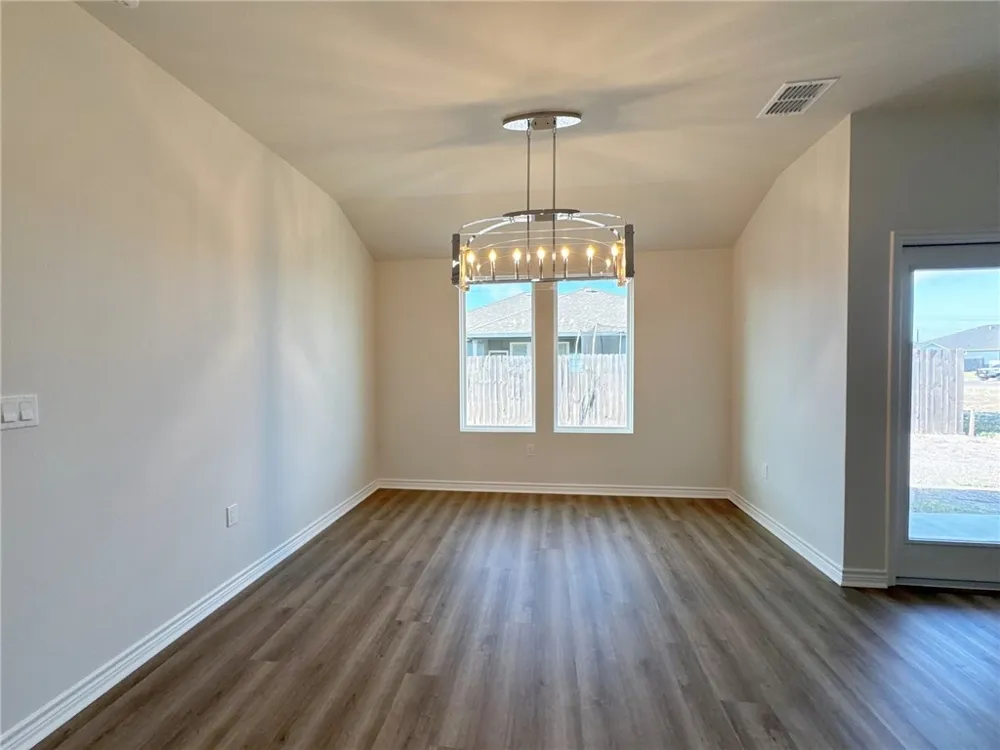 9209 Neena Drive Corpus Christi, TX 78409