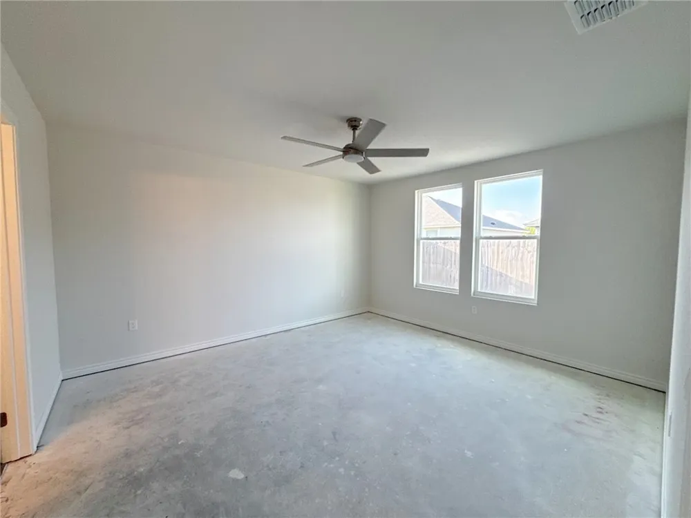 9209 Neena Drive Corpus Christi, TX 78409
