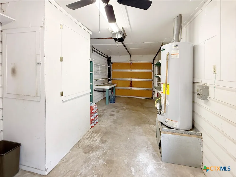204 E Austin Street Port Lavaca, TX 77979
