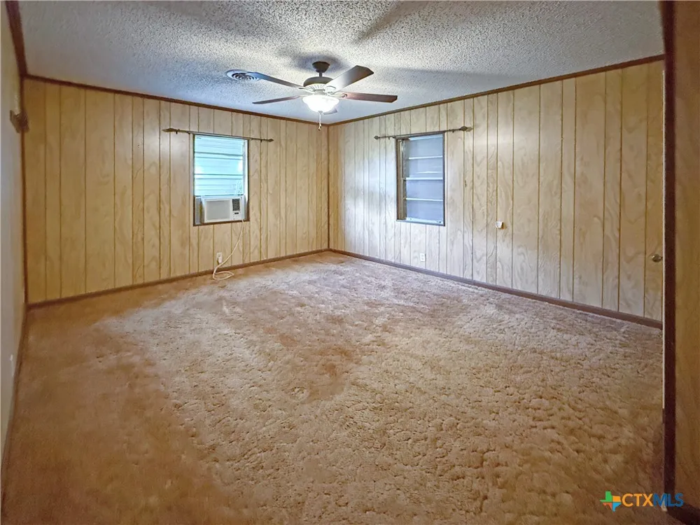 204 E Austin Street Port Lavaca, TX 77979