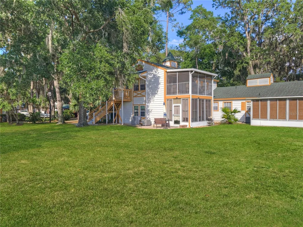 7991 MIDWAY DRIVE TERRACE #L201 ocala, FL 34472