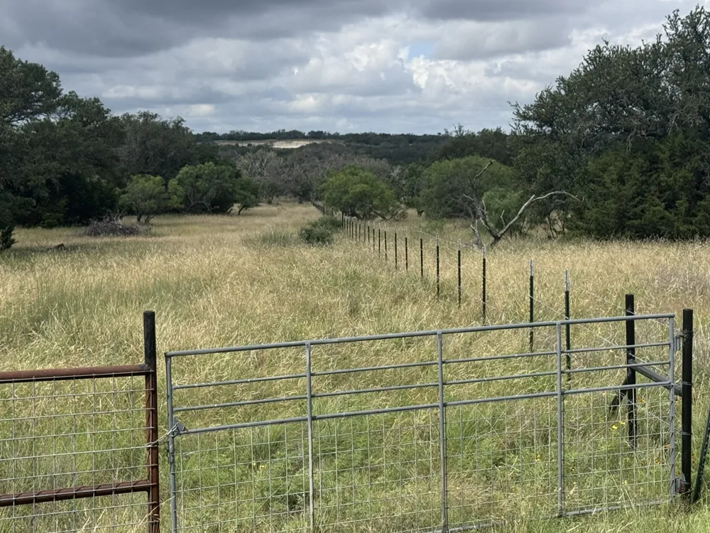 257 W Rolling Oaks Drive Goldthwaite, TX 78644