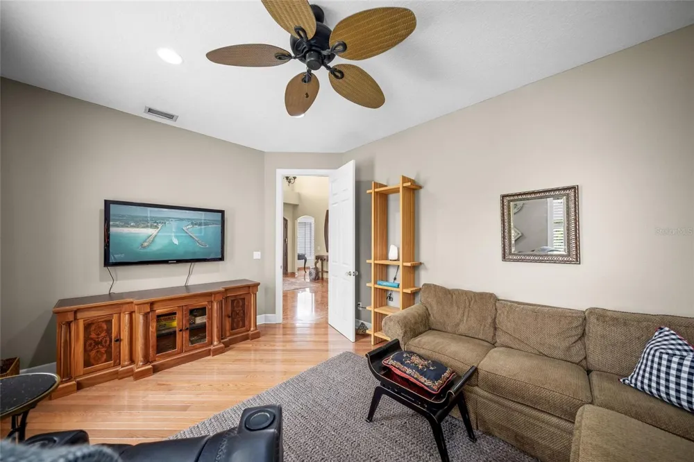 9214 18TH DRIVE NW Bradenton, FL 34209